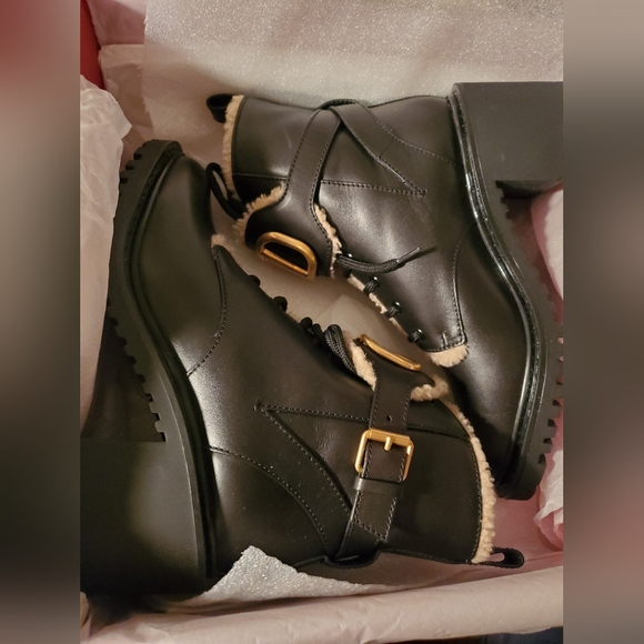 NIB $1990 sz 37 Valentino combat boots with real fur - Picture 6 of 8